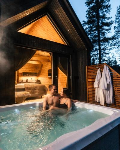 Log house with sauna&jacuzzi!