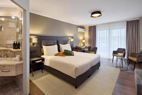 1 queen bed