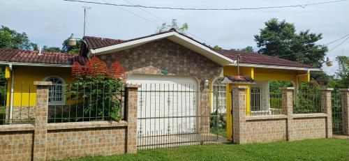Residencia Liz in Las Lajas