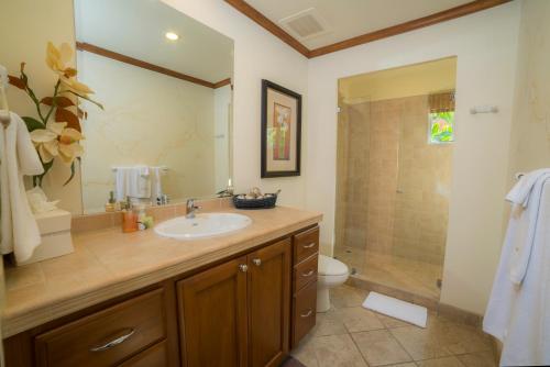 Veranda 4F - 2 bdr -2 bath in Herradura