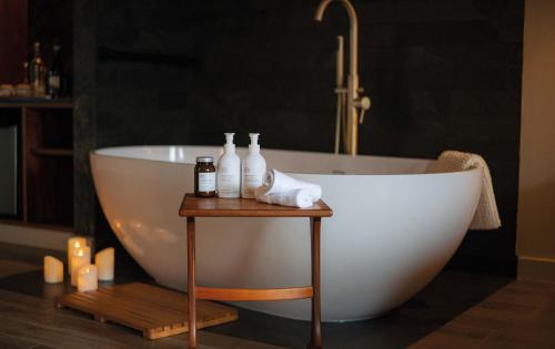 Bathroom, The Dome House in Windermere
