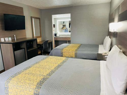 Travelodge by Wyndham Sellersburg / Louisville North - image 10