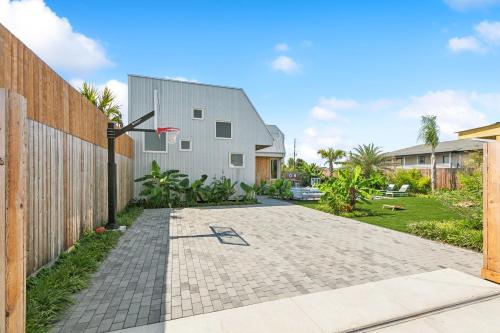 The Herald 12BR Private Villa – khách sạn tại Bywater