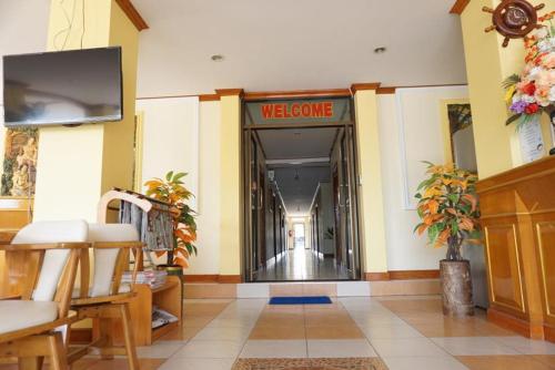 Entrance, โรงแรมพิมายบุรี Phimaiburi Apartment in Phimai