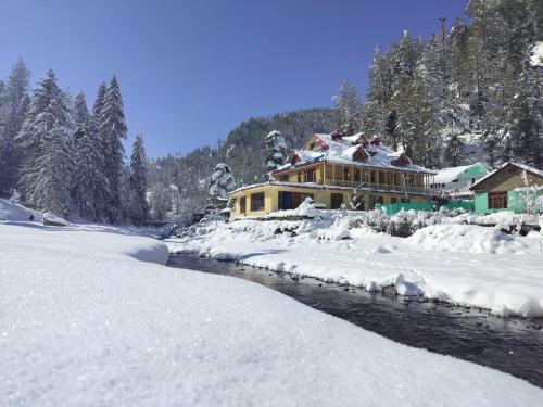 Shiva Valley Riverside photo 5