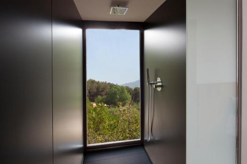 VIVOOD Landscape Hotel & Spa - Adults Only Ideally located in the prime touristic area of Benimantell, VIVOOD Landscape - Valle Guadalest promises a relaxing and wonderful visit. Offering a variety of facilities and services, the hotel provide