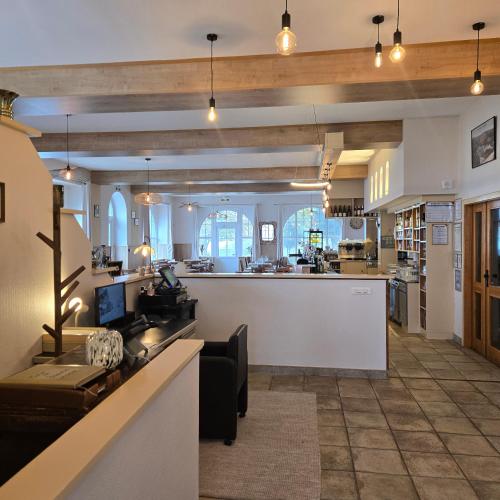 Étterem, LA MAISON Crêperie-Bar-Hôtel (LA MAISON Creperie-Bar-Hotel) in Le Valtin