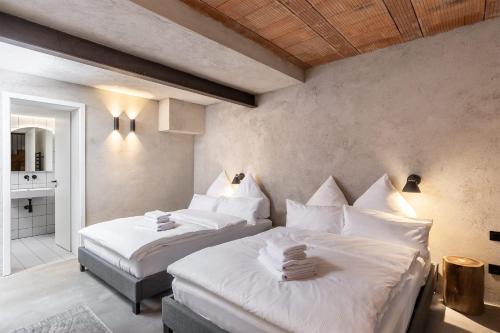 Concrete Loft Duplex -40sqm- near Antonplatz, Berlin (photo 3)