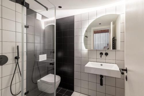 Concrete Loft Duplex -40sqm- near Antonplatz, Berlin (photo 5)