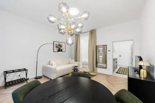 Luxury Westbahnhof Suites Vienna by FLEXIFLATS in Wien, Österreich
