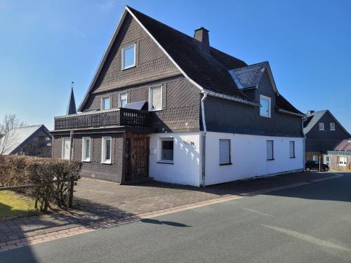 Exterior view, Altastenberg Chalet nabij de piste near Kronenrestaurant