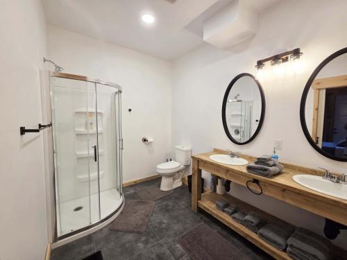 Chalet de luxe 12 pers, Vue, nature & hamacs in Bryson (QC)