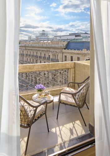 room detail thumbnail 1