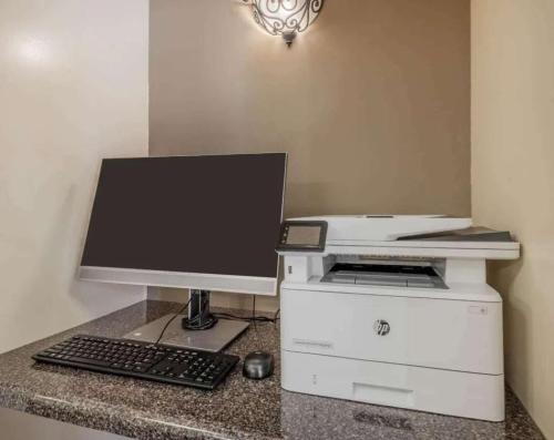 Sonesta Simply Suites Pittsburgh Airport - image 4