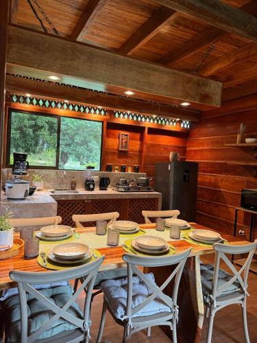 Casa Oropéndola Refugio natural en Guanacaste (Casa Oropendola Refugio natural en Guanacaste) in Bagaces