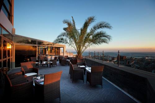 شرفة/ تراس, Darkhill Hotel in بايزيت