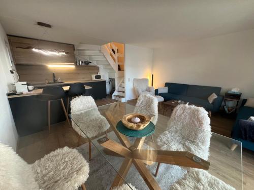  Triplex in Villars Centre with Parking - Totally Renovated in Villars-sur-Ollon