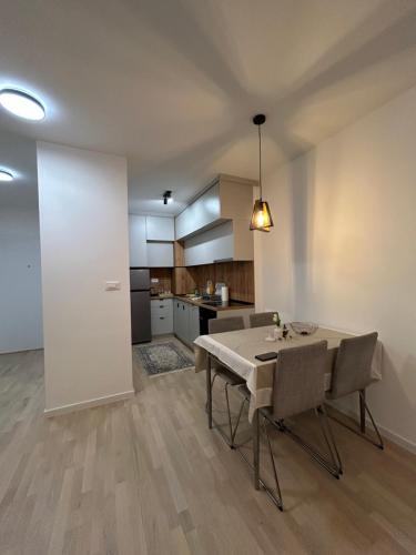 Landing Zone Apartment