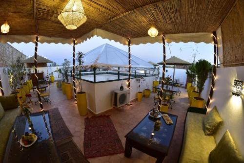 Riad Iklil 2