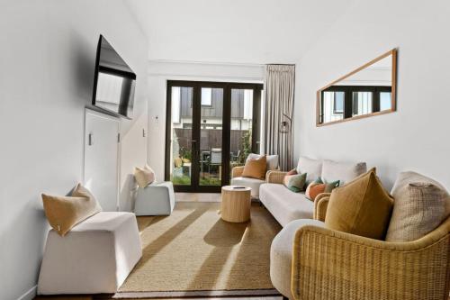 Modern Townhouse - Parking - Backyard nr Ponsonby – khách sạn tại Khu Ngoại Ô Phía Tây