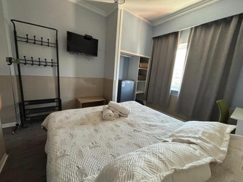 2 twin beds