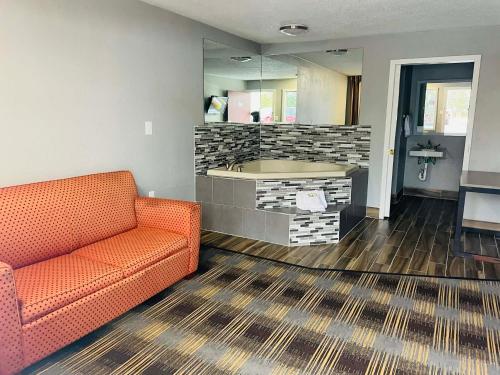 Travelodge by Wyndham Sellersburg / Louisville North in Sellersburg (Indiana)