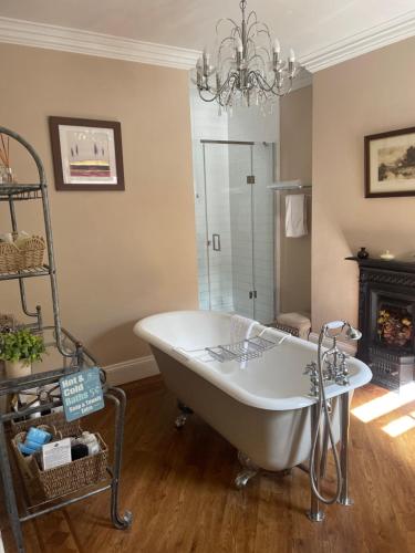 Wayside , 3 bed , 2 bath charming house close to Lincoln in 其他地區