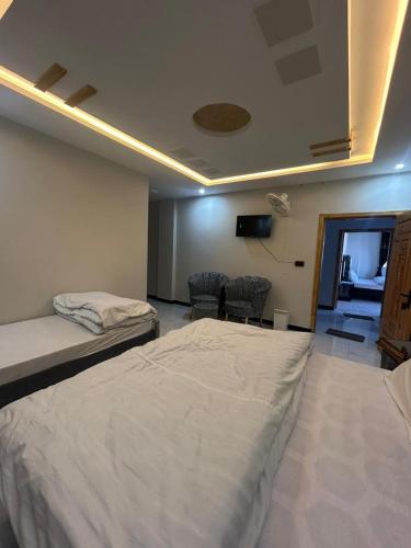 Deluxe Master Room with Private Terrace and Mountain View Askari Lodges Murree - image 13