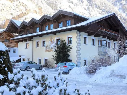 Schweizerhof Ringelblume in Huben, Österreich