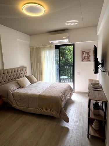 Oro Modern Studio