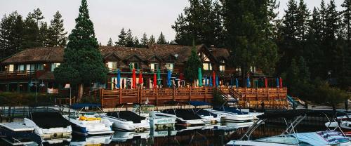 Tahoe Pines Beach Retreat in Homewood (CA)