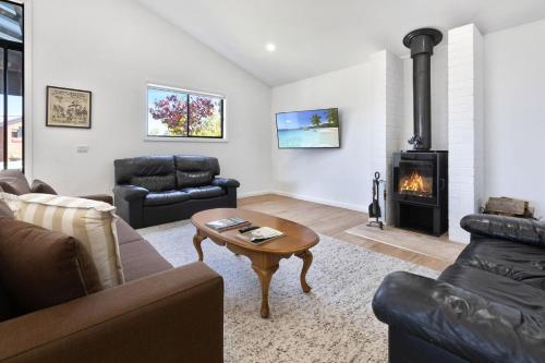 Secluded Stay in Lake Tyers Beach