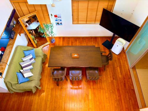 Cozy, Nago (photo 3)