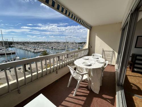 Appartement 4 pers. avec parking à Port Camargue - FR-1-250-324
