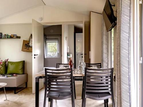 Mobil-home avec terrasse à Pordic pour 4 personnes - API-1-52-1203 - Camping - Pordic