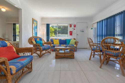 Blueys Beach Villa Manyana 14 in Klusās palmas