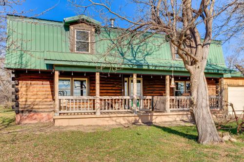 'Mule Creek Lodge' Rural Stay Near Coldwater Lake – khách sạn tại Greensburg (KS)