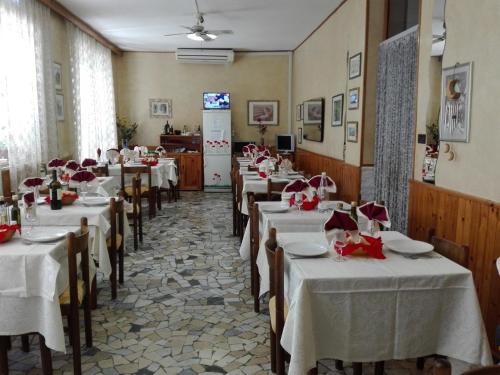 Villa Lavinia 2