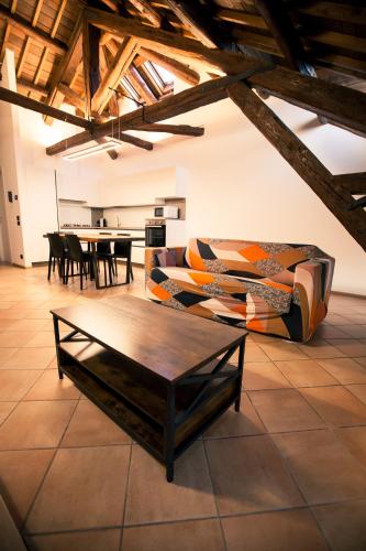 Penthouse at the Monument, Trichiana