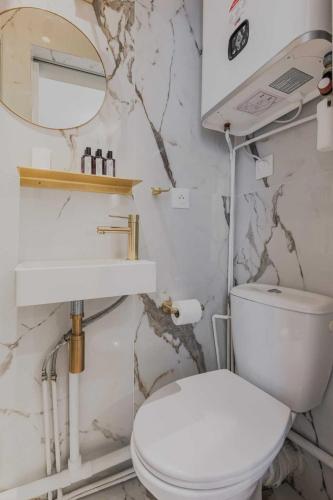 Charming studio 2P - Grands Boulevards - image 9
