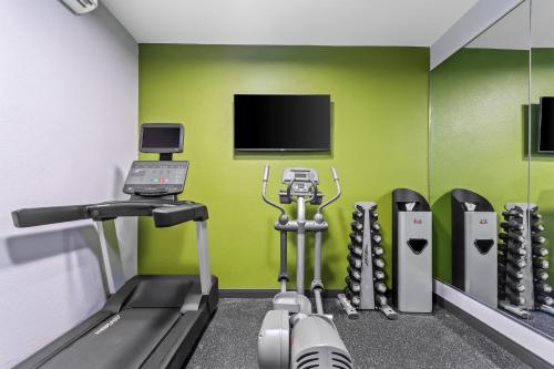 Quality Suites La Grange - image 11