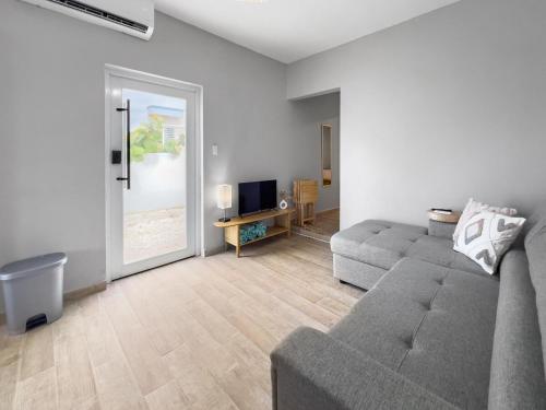 Casa Cueva Beach House for 14 PPL in Arecibo in Arecibo