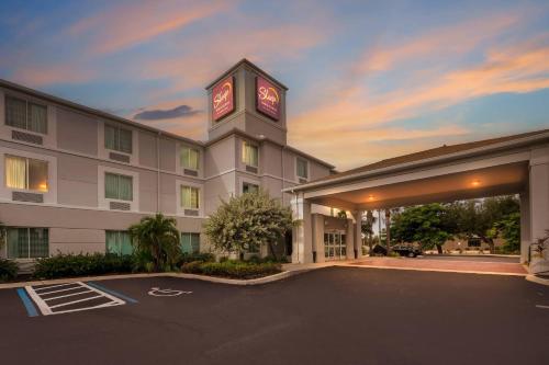 Sleep Inn & Suites Port Charlotte-Punta Gorda - image 6