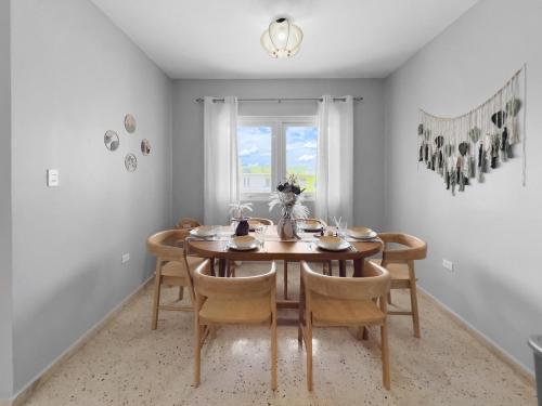 La Cueva Apt 1 Boho Oceanfront Escape in Arecibo in Arecibo