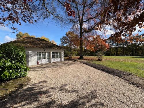 Au Bois Clair, Nature au coeur de la Sologne, Zoo de Beauval, Chateaux de la Loire, WIFI, 1 chambre, in Pierrefitte-sur-Sauldre