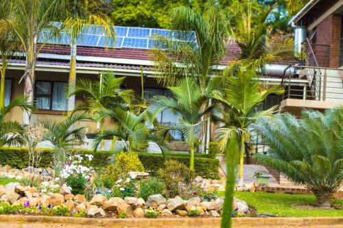 Facilities, Palm Leaf – Hazeldene Kwekwe with pool - 2333 in Midlands