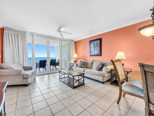 Emerald Beach 2225 RealJoy Vacations - main image