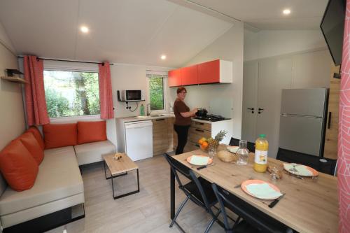 Camping Le Val de Trie in Moyenneville
