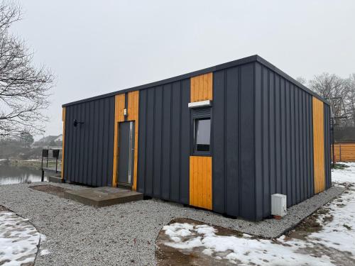 2 bedrooms, 3 beds