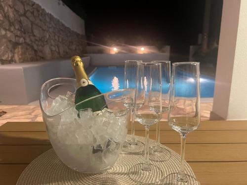 Ēdiens un dzērieni, Villa "Lala" in Ružići